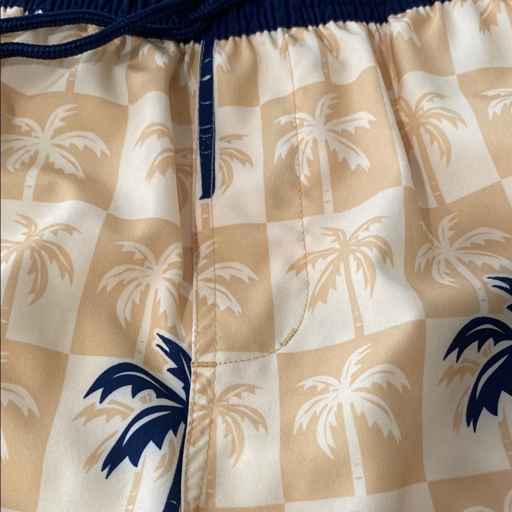 Man Corona Athletic Yellow and Black Shorts with Tropical Design for swim. - Picture 12 of 15